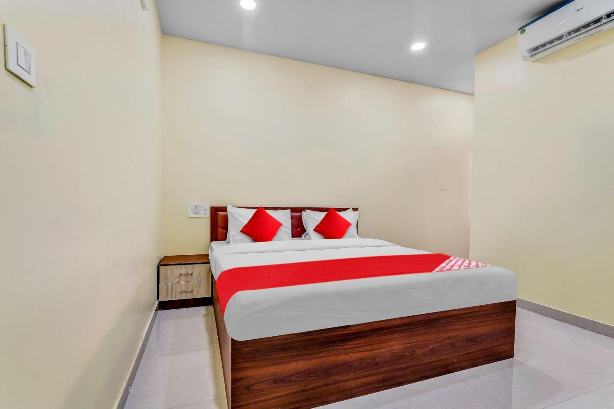 Oyo Flagship Hotel Ayodhya บังกาลอร์ ภายนอก รูปภาพ