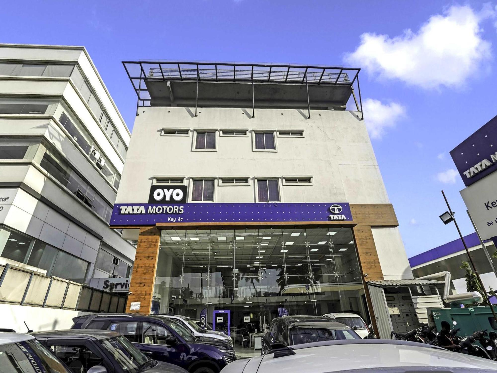 Oyo Flagship Hotel Ayodhya บังกาลอร์ ภายนอก รูปภาพ
